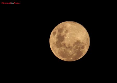 Superlua poderá ser vista hoje nas américas do Sul e Norte