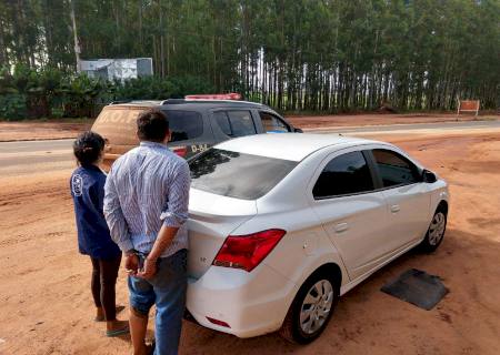 Veículo roubado no MT é recuperado pelo DOF na região de fronteira