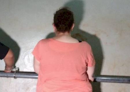Em Dourados, nutricionista é presa após vender maconha para adolescente