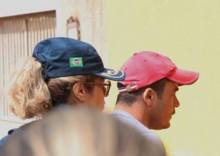 Com 6 PMs presos, Corregedoria apreende até pneu de moto e dinheiro
