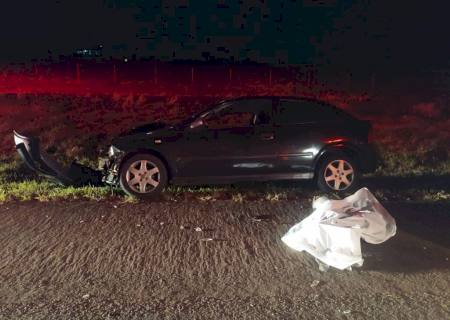 Motociclista colide com carro e morre na BR-262, região de Campo Grande