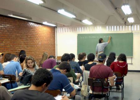 Um milhão de estudantes participam hoje da Olimpíada de Matemática
