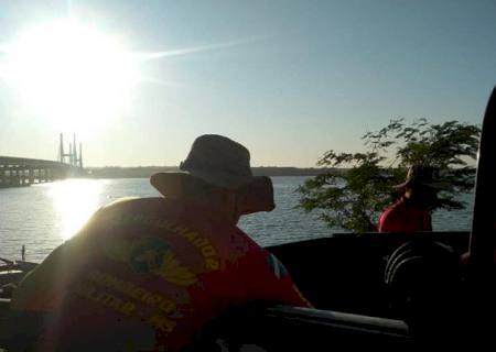 Pescador desaparece e é encontrado morto no Rio Paraná