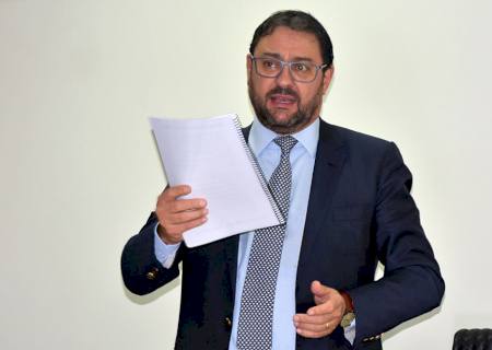 Longen vê incoerência da Aneel taxar energia solar e anunciar bandeira vermelha
