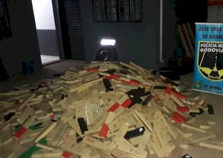 PMR apreende 1,4 ton de maconha após perseguição e capotamento na MS-156