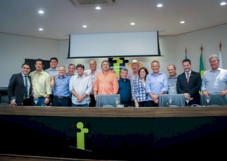 Com Hashioka, ex-prefeitos criam associação com apoio da Assomasul