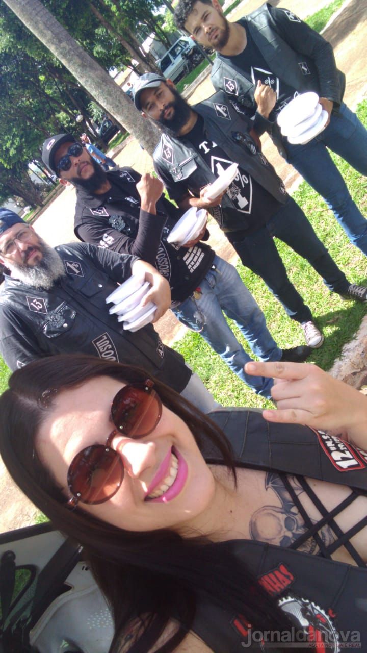 Motoclubes realizam Natal solidário em Nova Andradina