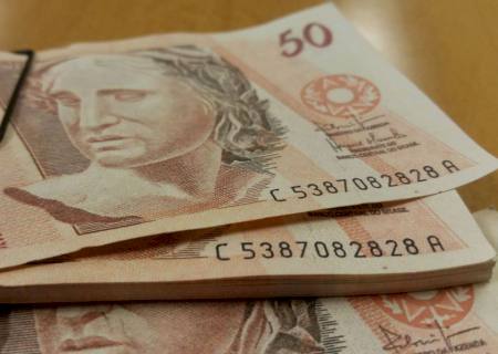 Economia brasileira ganhou tração, diz Banco Central
