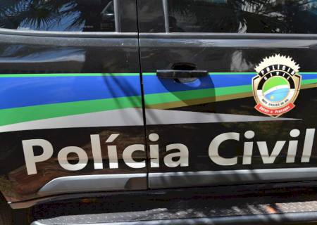 Travestis assaltam motorista em avenida de Campo Grande