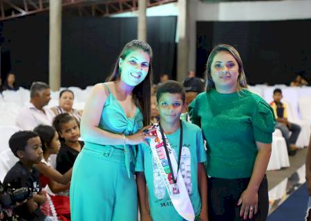 Desfile da Primavera destaca beleza e simpatia de mães e crianças do Serviço de Convivência de Casa Verde