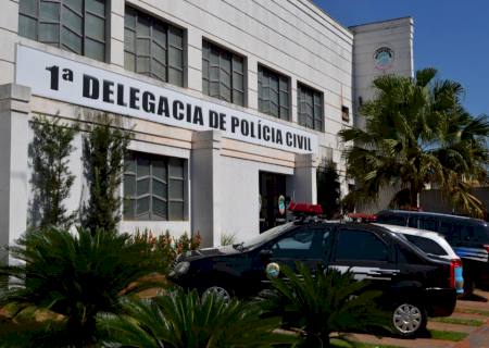 Cliente é flagrada tentando furtar peças de roupas em Nova Andradina