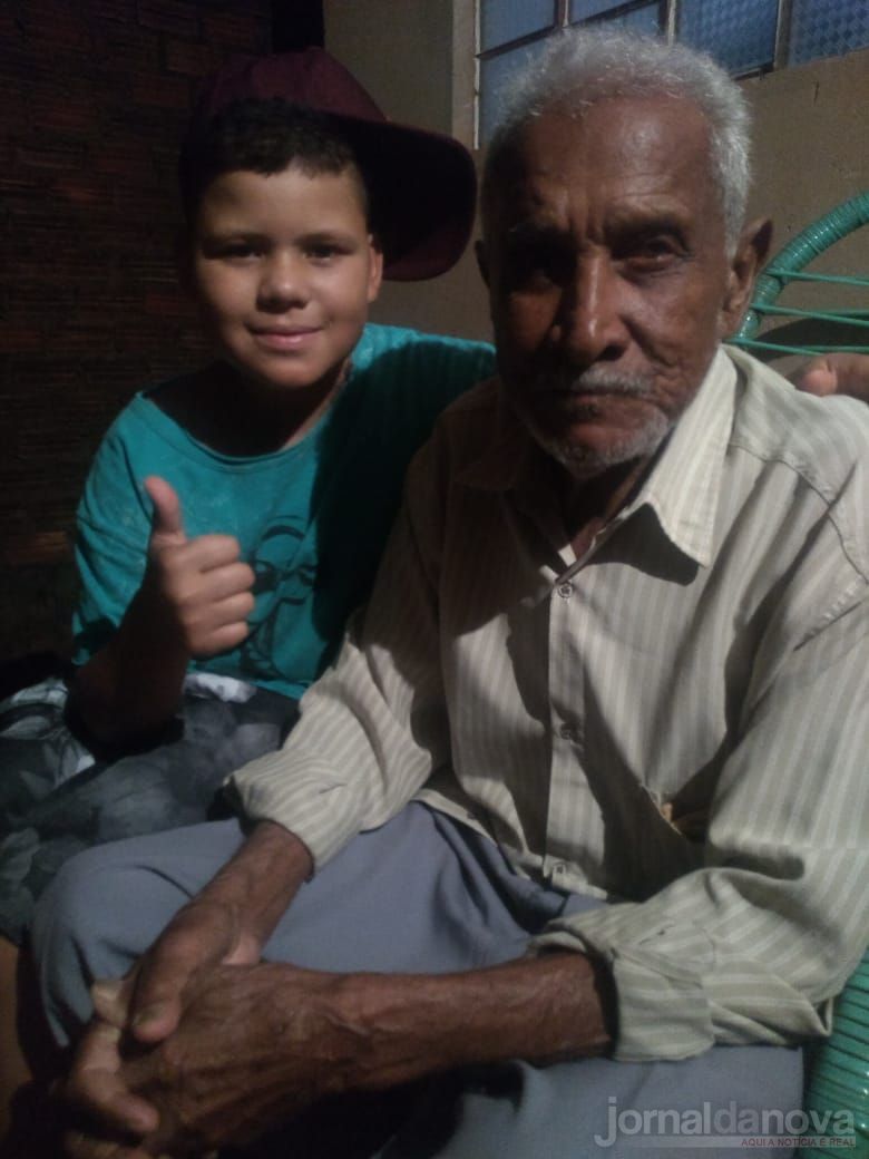Morador de Nova Andradina celebra aniversário de 100 anos