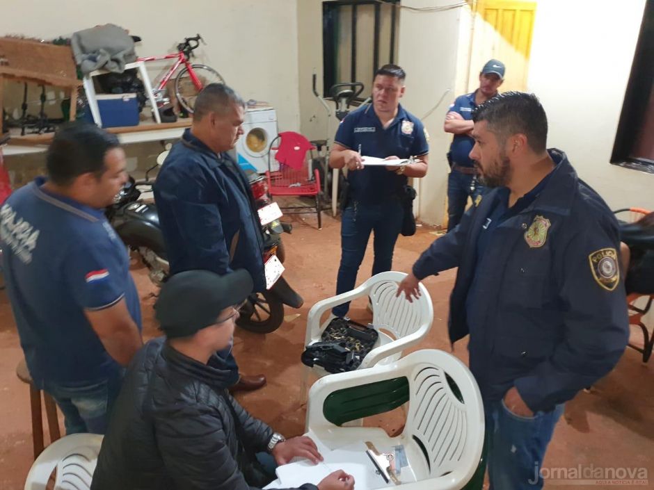 Operação apreende carro que pode ter sido usado na morte de Léo Veras