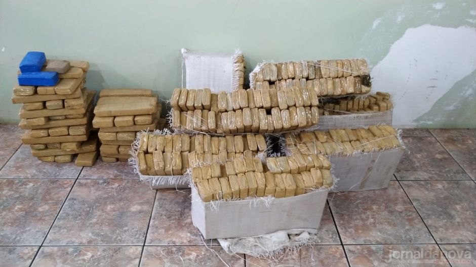 DOF prende traficantes e batedores com 224 kg de maconha em Nova Casa Verde