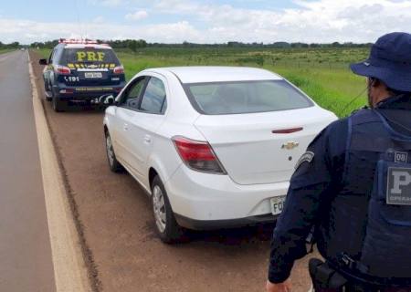 PRF recupera em Campo Grande automóvel roubado em São Paulo