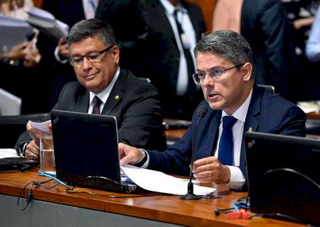 Comissão do Senado aprova mudanças em projeto que obriga preso a ressarcir gastos com prisão