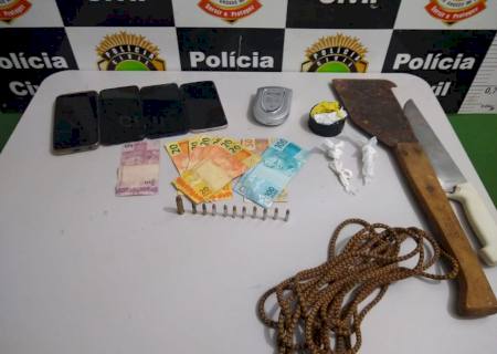 Policiais salvam adolescente de ''julgamento em tribunal do crime''