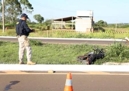 Motociclista colide no meio fio e morre em rodovia de Campo Grande