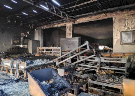 Loja de colchões é destruída por incêndio em Dourados