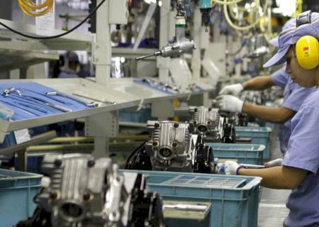 Atividade econômica caiu 7% em abril, estima FGV