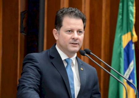 Renato Câmara quer que farmácias e hospitais divulguem novo prazo de validade das prescrições médicas