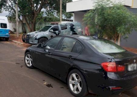 Duas semanas depois, médico que alegou não ser traficante por ter dinheiro ganha liberdade