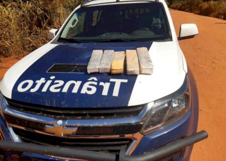 Denúncia leva polícia até maconha encontrada em estrada de Nova Andradina