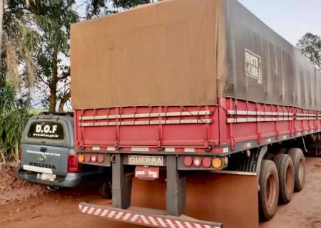 Carreta é apreendida com carga de cigarros em Amambai