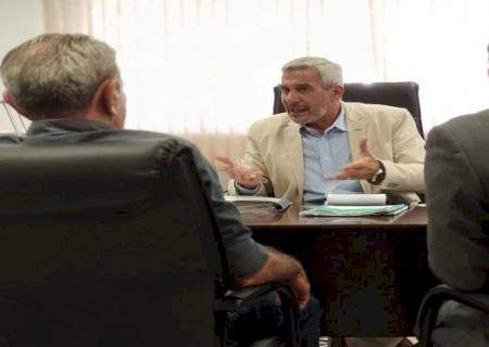 Placa Mercosul: em reunião no Procon Estadual, ''estampadoras'' se comprometem a reduzir preços