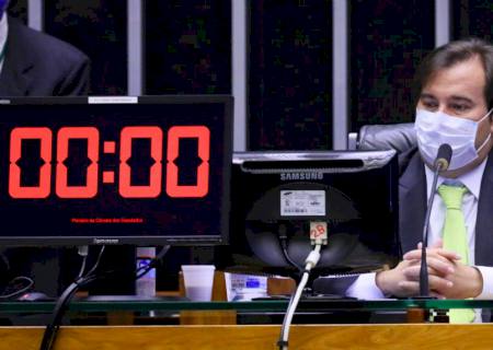 Votação da PEC do Orçamento de Guerra é concluída na Câmara