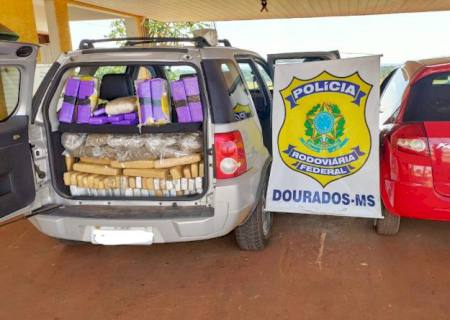 Quarteto é preso com carro recheado de entorpecentes em Ponta Porã