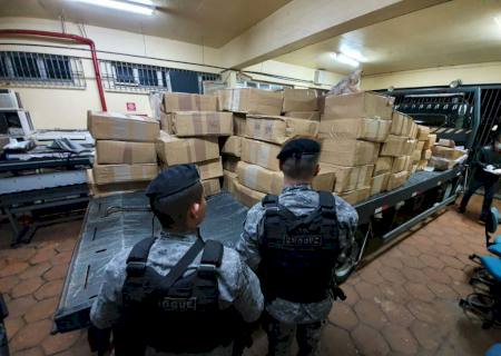 Choque apreende mais de 3,4 ton de maconha em oficina na Capital