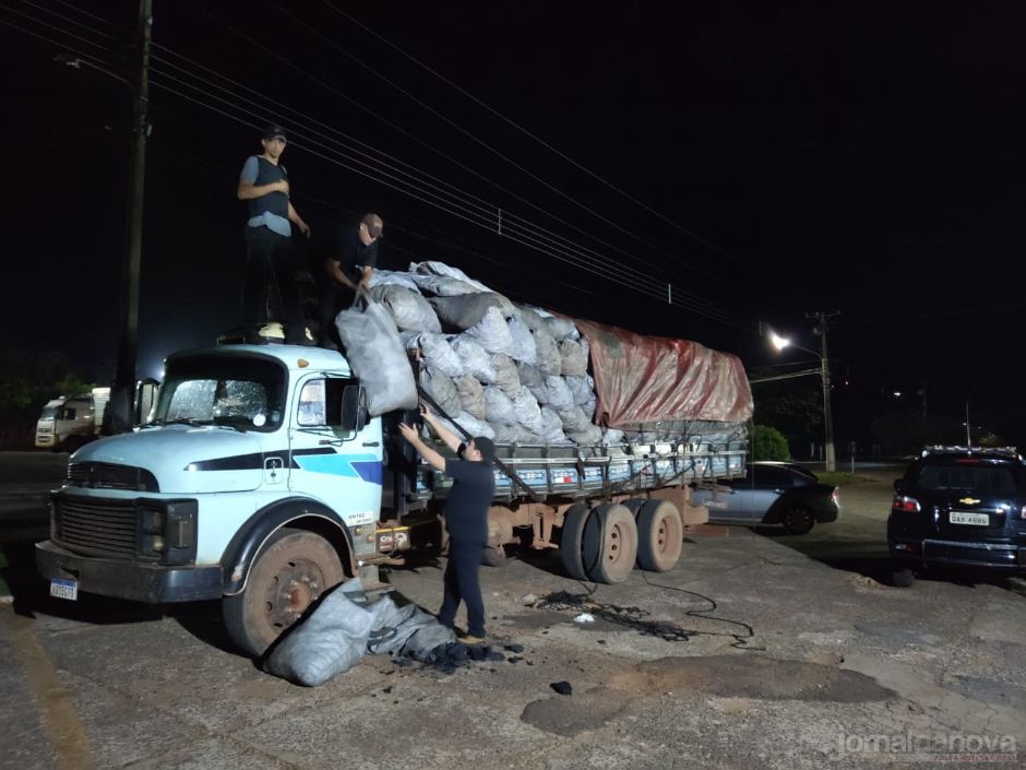Em Jardim, Polícia Civil apreende 4 ton de maconha em caminhão carregado de carvão