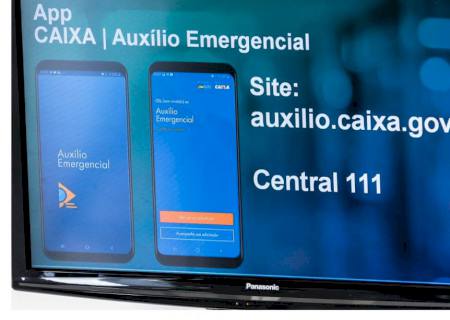 Caixa credita auxílio emergencial em contas dos beneficiários
