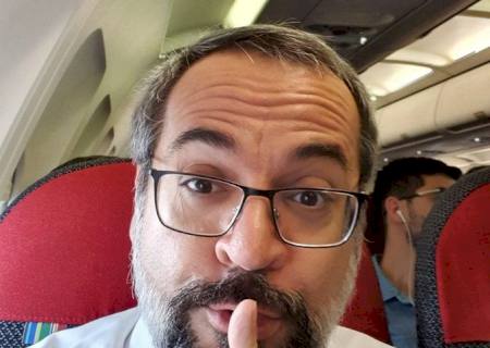 Weintraub é exonerado do Ministério da Educação após chegar aos EUA