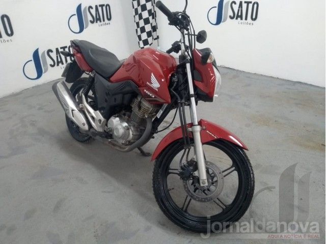 Leilão tem Camaro por R$ 72 mil e Versa por R$ 22 mil