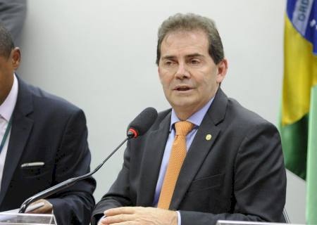 Paulinho da Força é alvo de operação da PF contra crime eleitoral