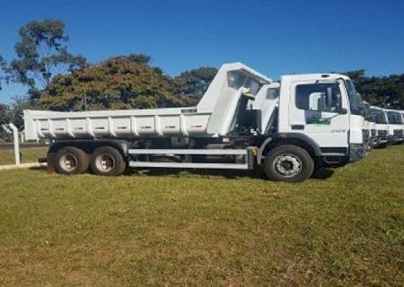 Angélica, Batayporã, Taquarussu e Ivinhema recebem caminhões basculantes