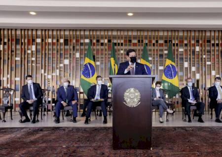 Mourão diz que governo federal estuda fortalecer órgãos ambientais