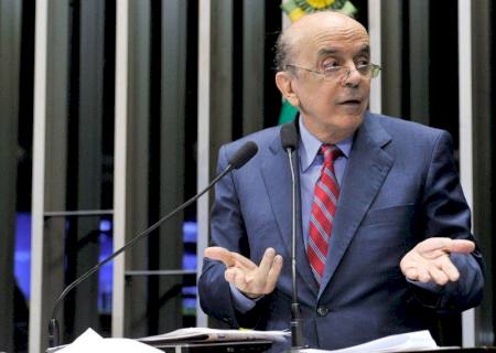 Serra é denunciado pela Lava Jato por lavagem de dinheiro e alvo de buscas pela PF