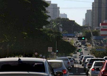Agosto é mês de licenciar veículos com final 7 e 8