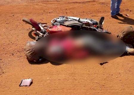 Motociclista morre ao ser atropelado por carreta na BR-158