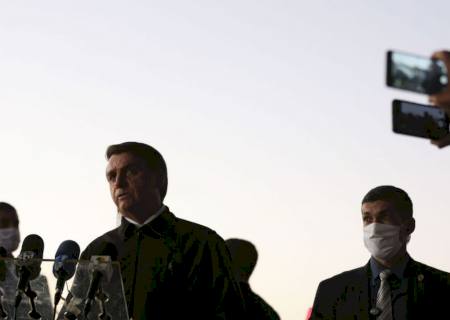 Bolsonaro critica derrubada do veto que impede reajuste a servidores