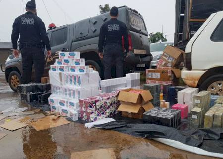 Defron apreende veículo carregado com celulares e perfumes avaliados em R$ 465 mil