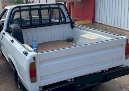 Em Anastácio, polícia recupera veículo furtado e prende suspeito