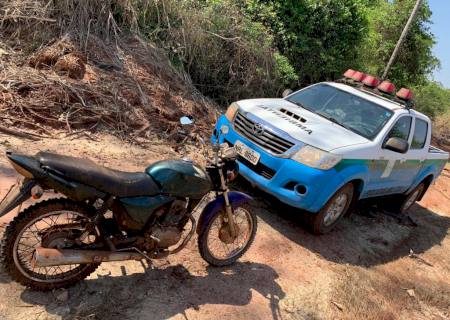 PMA de Batayporã e Imasul flagram caçadores com arma, apreendem moto e desmonta acampamento de pesca