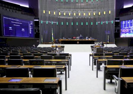 Câmara tenta votar MP que facilita empréstimos a empresas