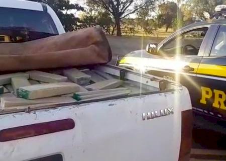 Hilux furtada e carregada com maconha é apreendida em Guia Lopes da Laguna