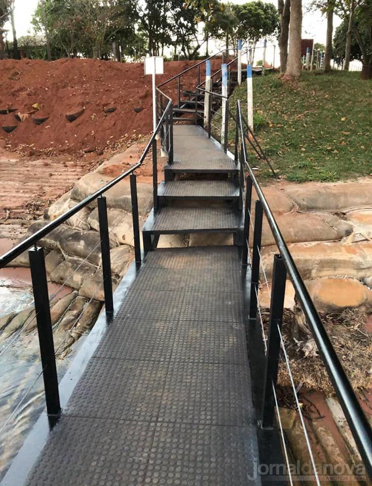 Simted promove melhorias no Recanto de Lazer do Condomínio Paraíso em Anaurilândia