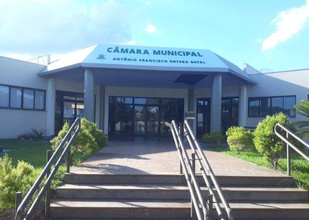 Às vésperas da eleição, vereadores da chapa do atual prefeito tentam emplacar ''CPIADA'' contra adversário